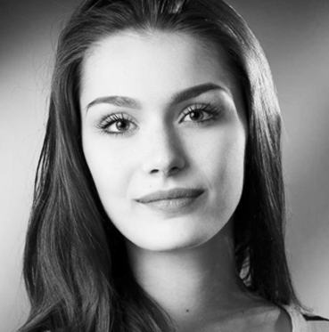 Profilbild_Delia_sw